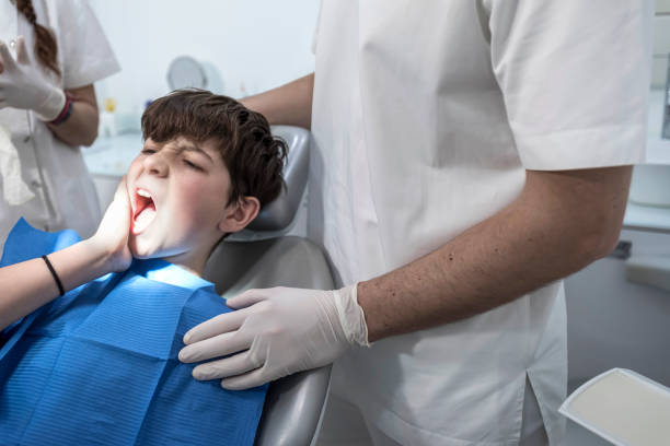 Best Cracked Tooth Emergency Dentist  in Lynn, IN